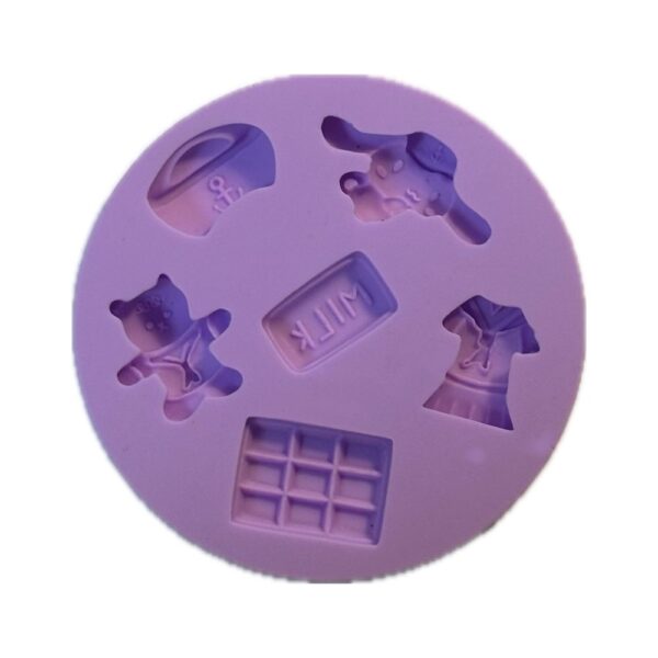 Szilikon fondant és marcipán mintázó-Kis figurák 7,8x7,8cm Szilikon fondant és marcipán mintázó-Kis figurák 7,8x7,8cm