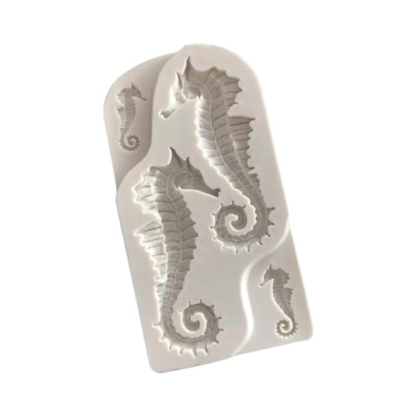 2024060514093635 Szilikon fondant és marcipán mintázó-Csikóhalak 6x11 cm