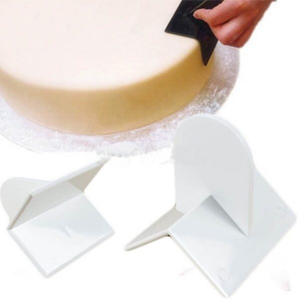 Műanyag fondant és torta simító-V-alak Műanyag fondant és torta simító-V-alak